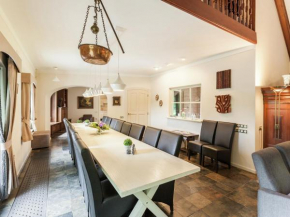 Hotels in Gemert-Bakel